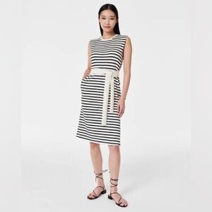 NWT SPANX Airessentials Sleeveless Striped Tank Dress Cream Black Stripes, Large
